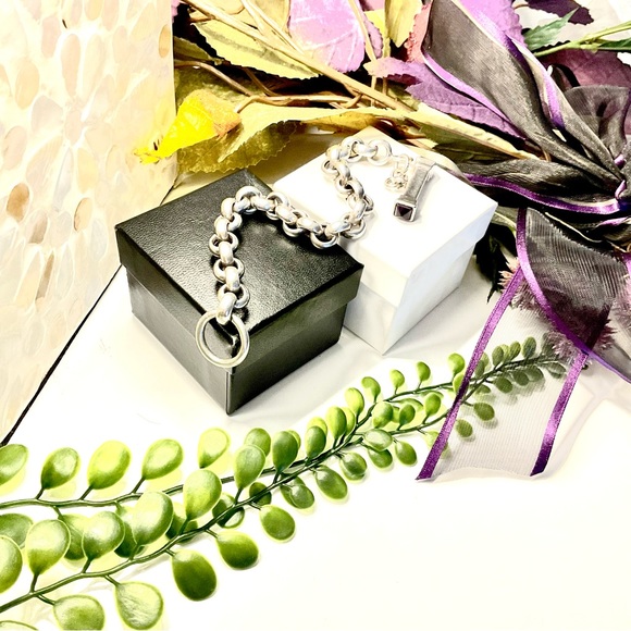 FINAL PRICE, HEAVY, and QUALITY STERLING SILVER and AMETHYST TOGGLE - Picture 6 of 10